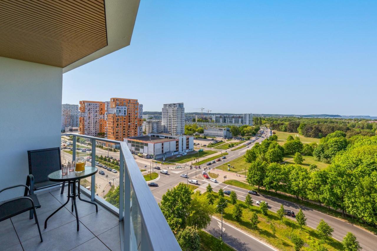 Tarasy Baltyku Apartments & Parking & Balcony By Noclegi Renters 格但斯克 外观 照片